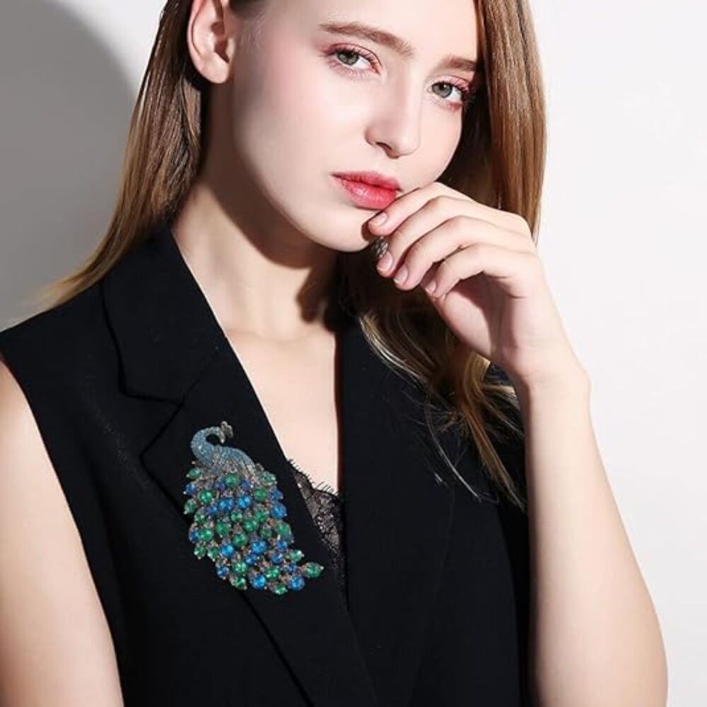 Women's Rhinestone Peacock Brooch Pin Big Crystal Bird Animal Brooches Jewelry - Picture 2 of 6